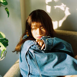 Shutter - Jun Miyasaka